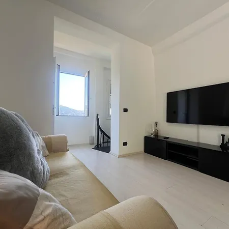 Enea Apartment